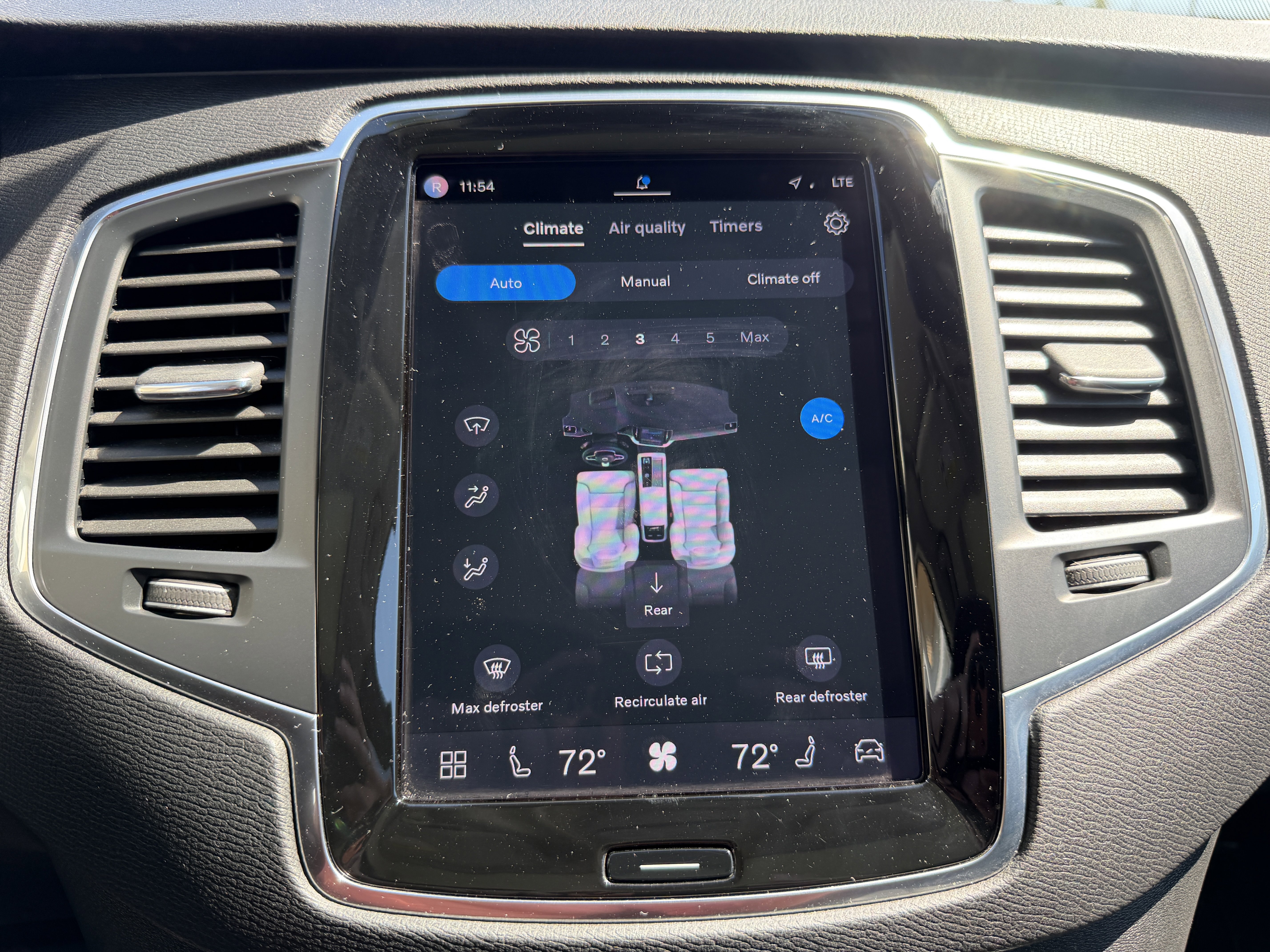 Certified 2023 Volvo XC90 B5 Core w/ Protection Package Premier image 21