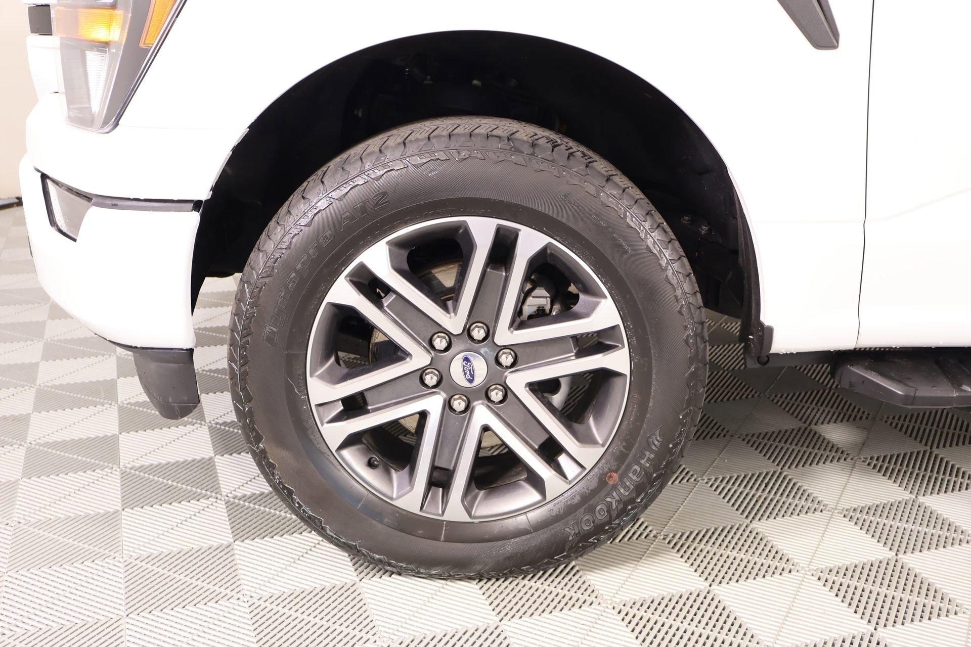 Used 2023 Ford F150 XL w/ STX Appearance Package AWD/4WD image 17
