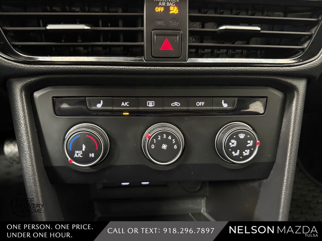 Used 2022 Volkswagen Taos SE image 29