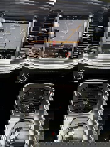 Used 2016 Dodge Challenger SXT w/ Sound Group image 11