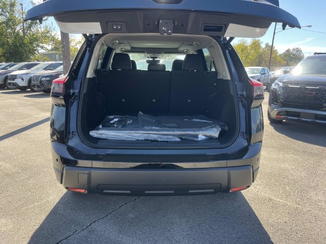 New 2026 Nissan Rogue Dark Armor AWD/4WD image 12