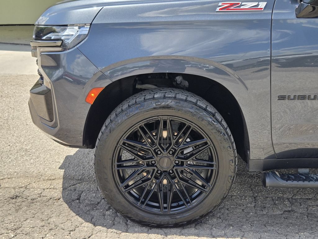 Used 2021 Chevrolet Suburban Z71 AWD/4WD image 9