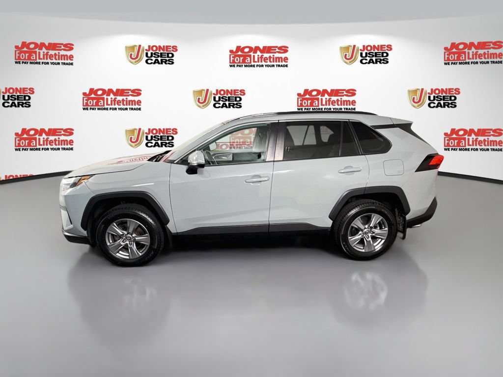 Certified 2022 Toyota RAV4 XLE w/ Convenience Package AWD/4WD image 15