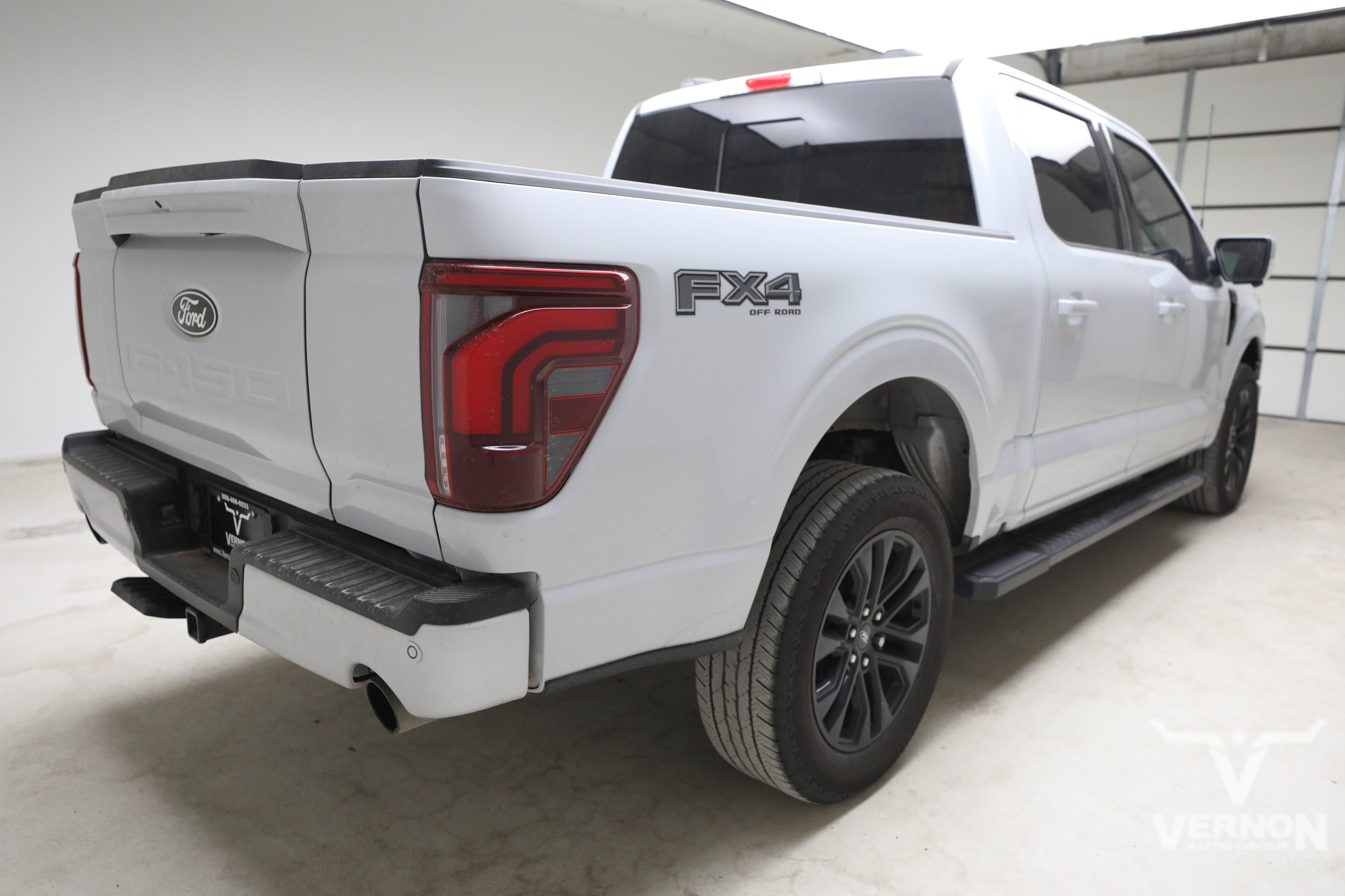 Used 2025 Ford F150 Lariat w/ Equipment Group 501A Mid AWD/4WD image 4