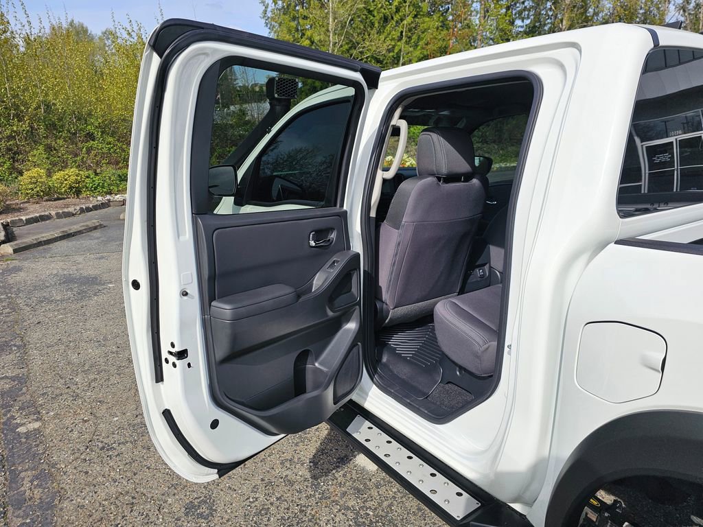 Certified 2024 Nissan Frontier SV w/ Hardbody Edition AWD/4WD image 20