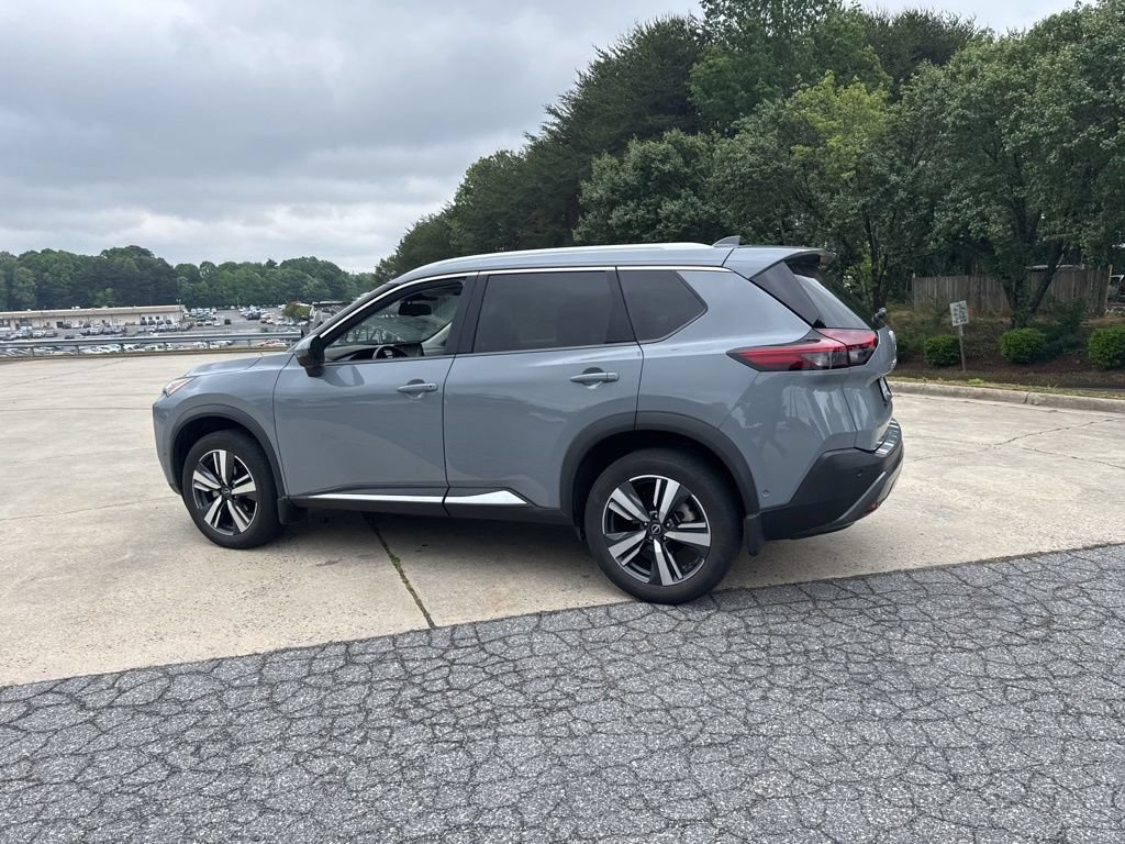 Used 2023 Nissan Rogue SL w/ SL Premium Package FWD image 13