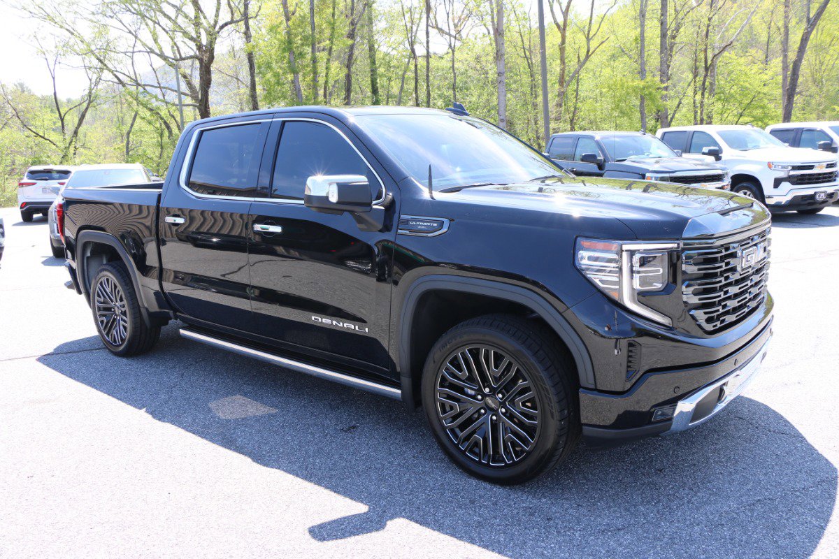 Used 2022 GMC Sierra 1500 Denali Ultimate image 10