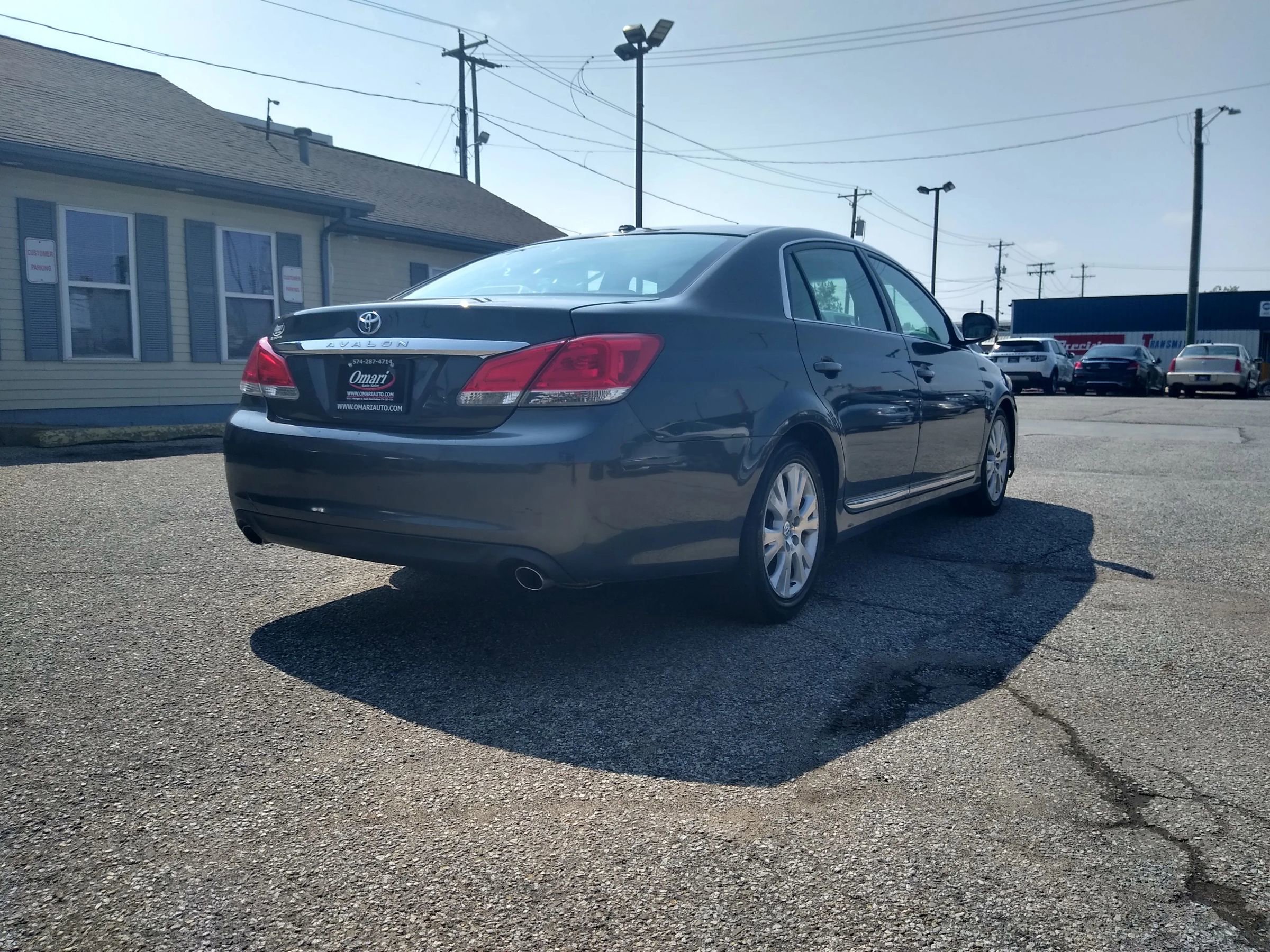 Used 2012 Toyota Avalon image 8