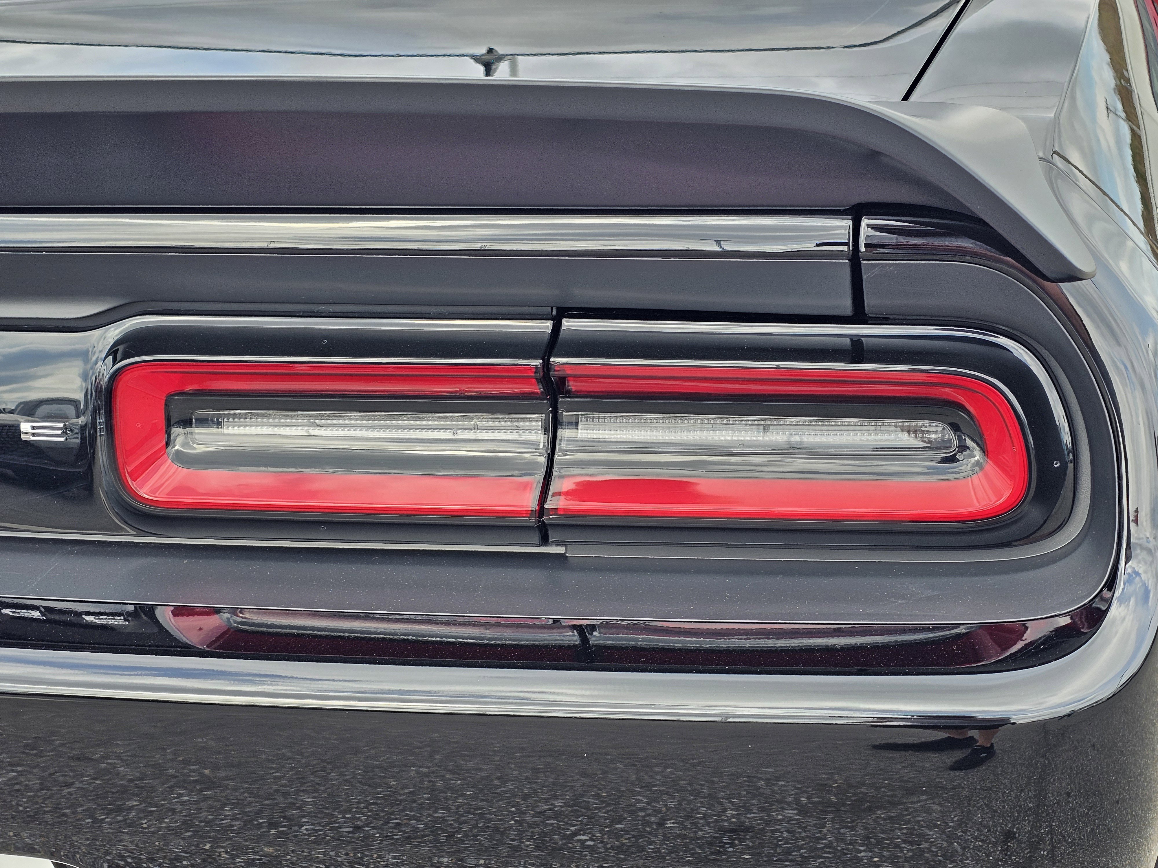 Used 2023 Dodge Challenger SRT Hellcat image 9