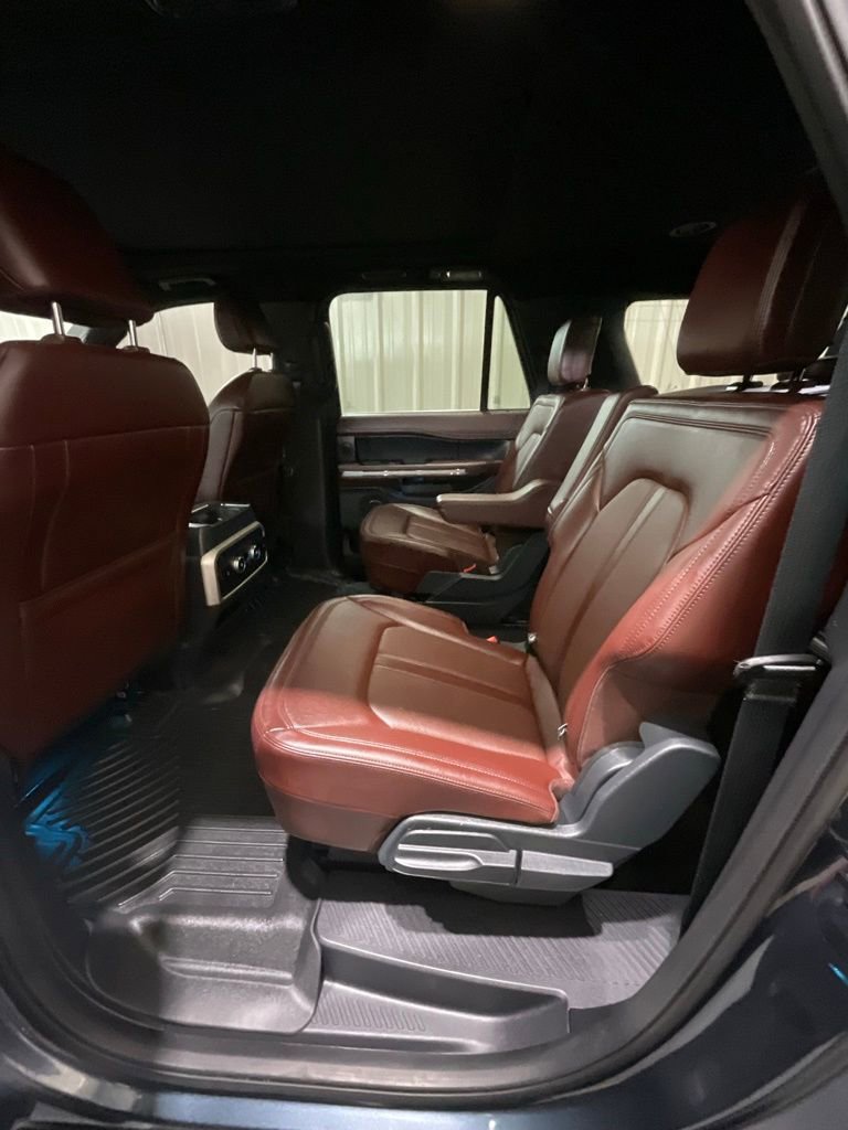 Used 2024 Ford Expedition Max Limited AWD/4WD image 12