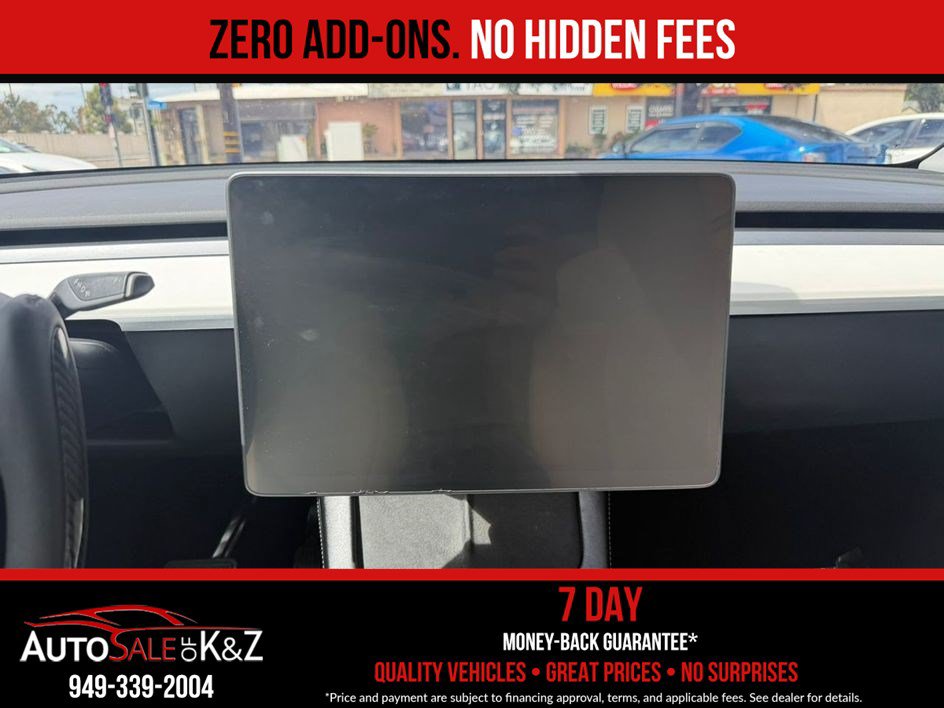 Used 2021 Tesla Model Y Long Range AWD/4WD image 31