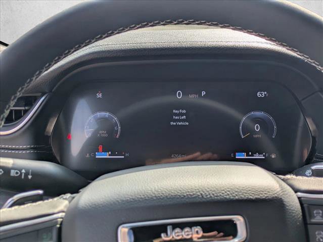 Used 2025 Jeep Grand Cherokee L Limited image 13