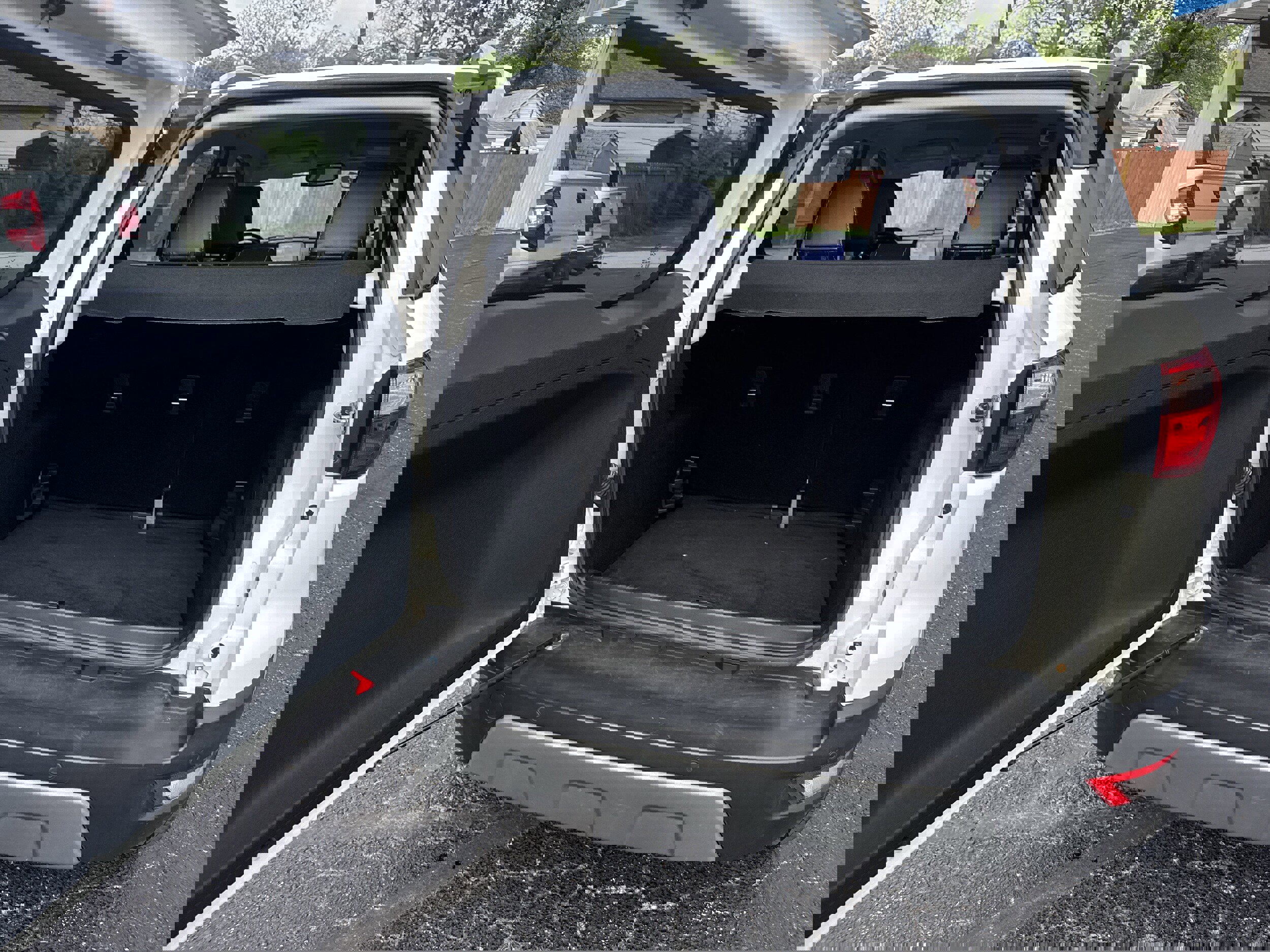 Used 2019 Ford EcoSport Titanium image 10