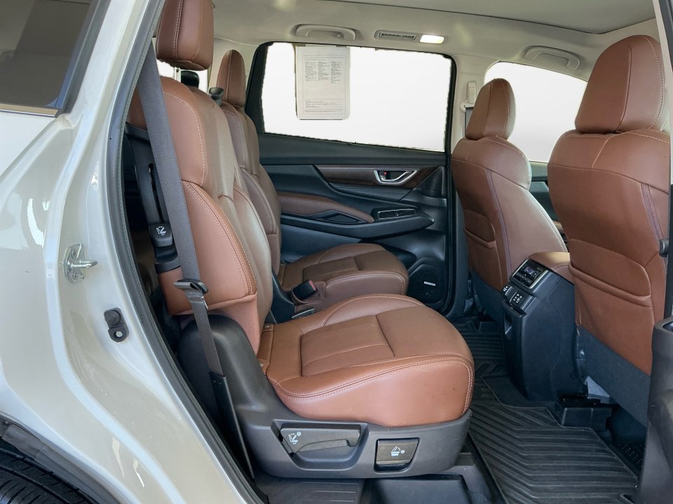 Used 2024 Subaru Ascent Touring w/ Popular Package #2 image 14
