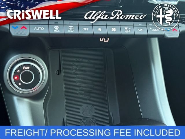 New 2026 Alfa Romeo Tonale w/ Black Premium Package AWD/4WD image 44