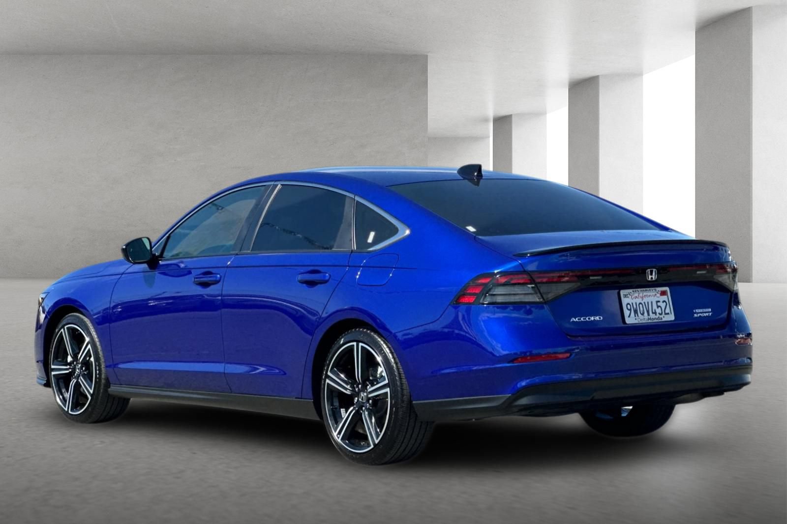 Used 2025 Honda Accord Sport image 6