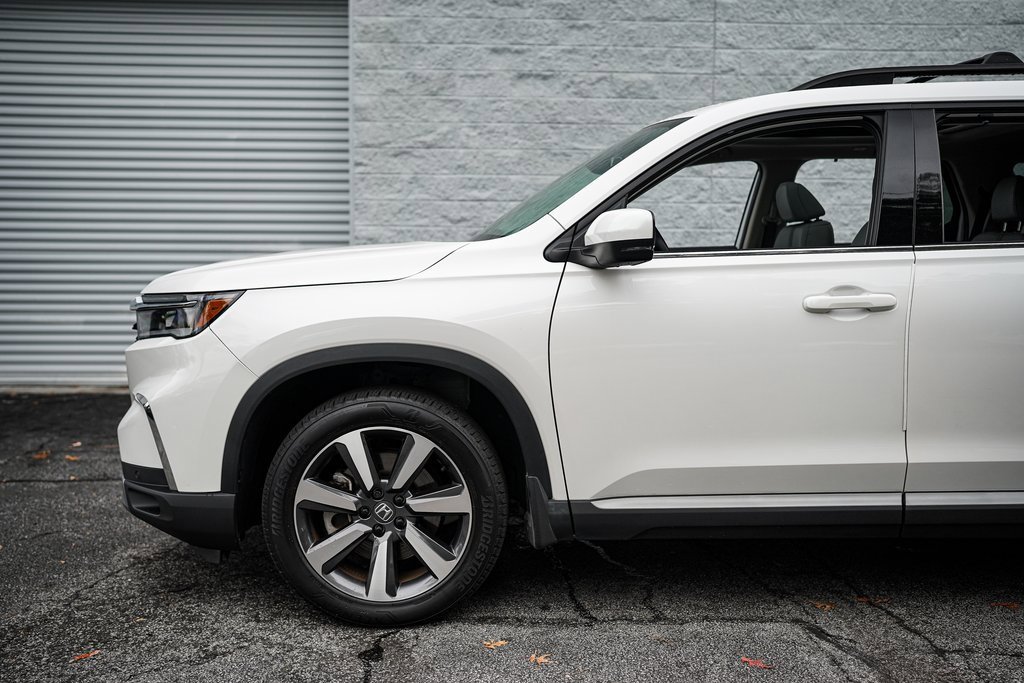 Used 2024 Honda Pilot Touring image 10