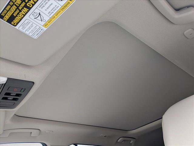 Used 2023 Nissan Rogue SV w/ SV Premium B Package image 13