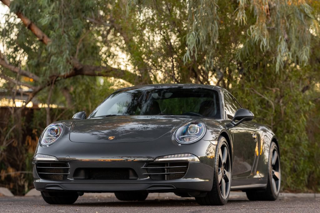 Used 2014 Porsche 911 50th Anniversary Edition RWD image 4