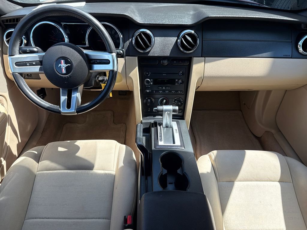 Used 2007 Ford Mustang Deluxe image 11