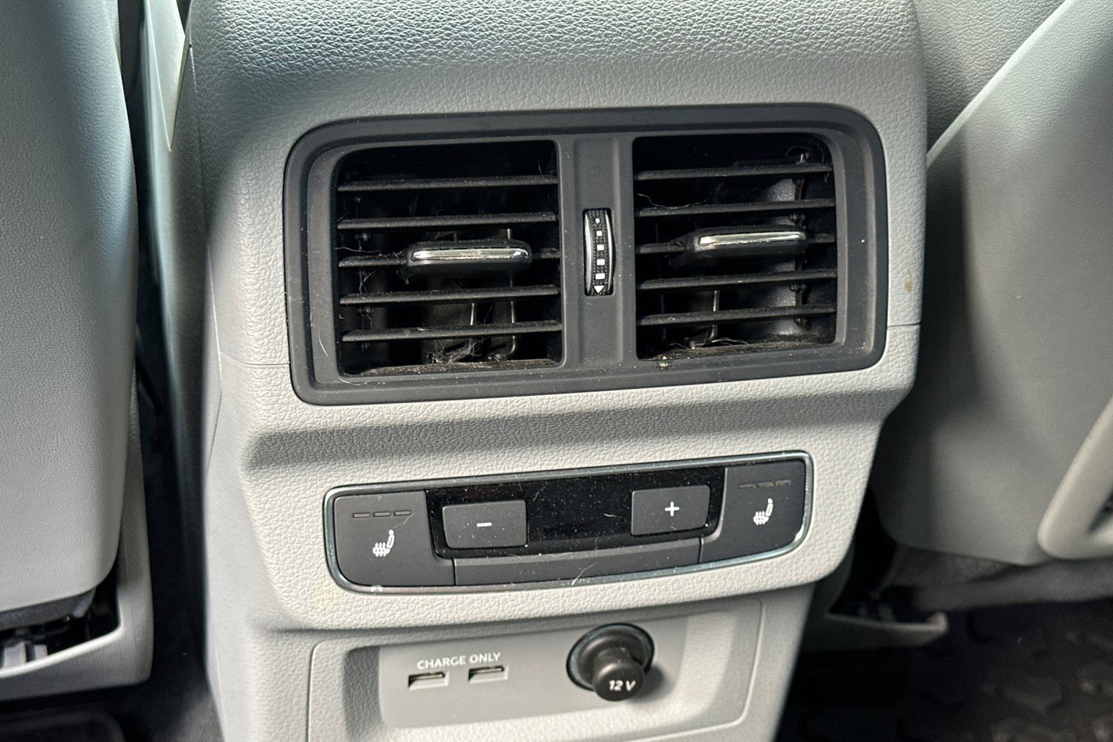 Used 2022 Audi Q5 e Prestige w/ Prestige Package image 16