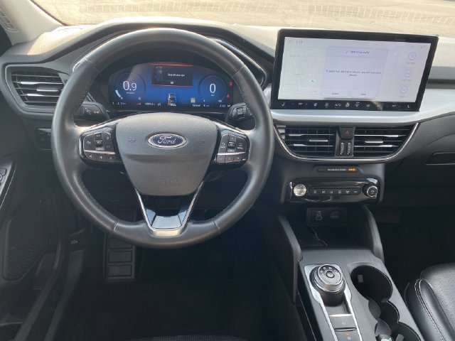 Used 2024 Ford Escape Platinum AWD/4WD image 7