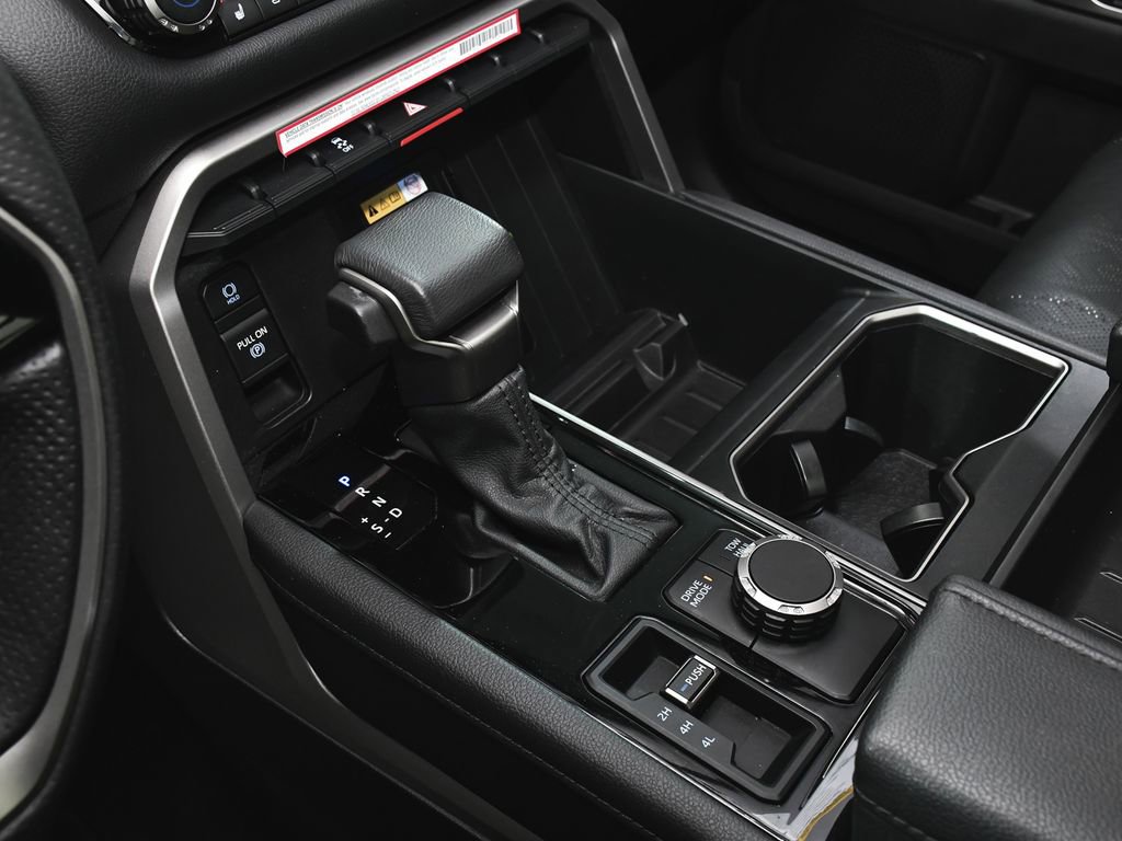 Used 2024 Toyota Tundra Limited w/ Power Package image 40