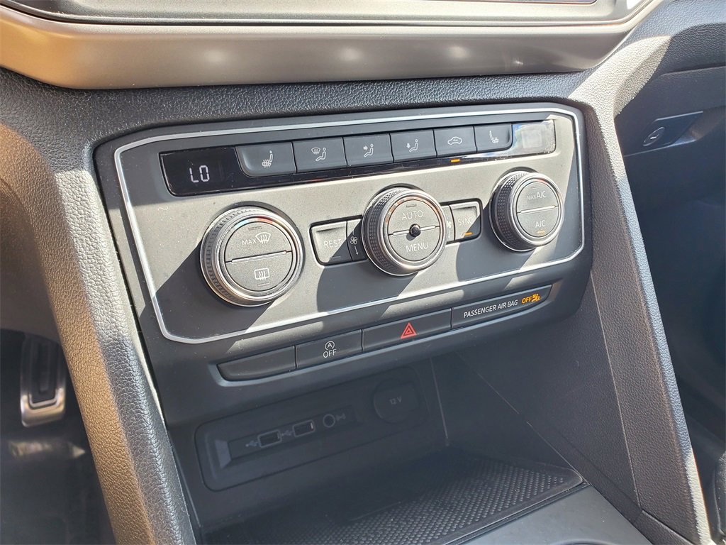 Used 2021 Volkswagen Atlas SE image 30