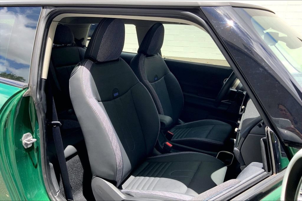 Used 2025 MINI Cooper S FWD image 8