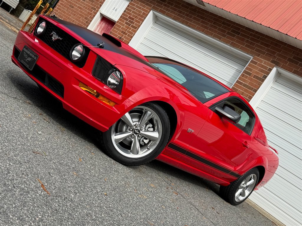 Used 2007 Ford Mustang GT RWD image 4