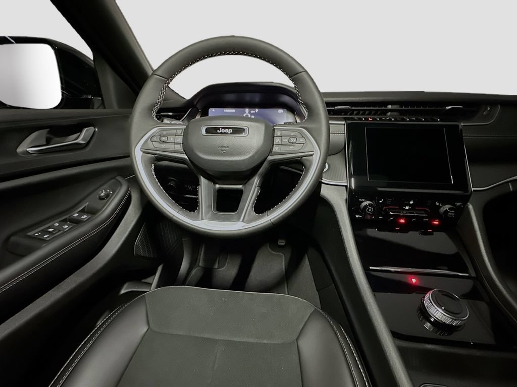 New 2025 Jeep Grand Cherokee L Altitude AWD/4WD image 27