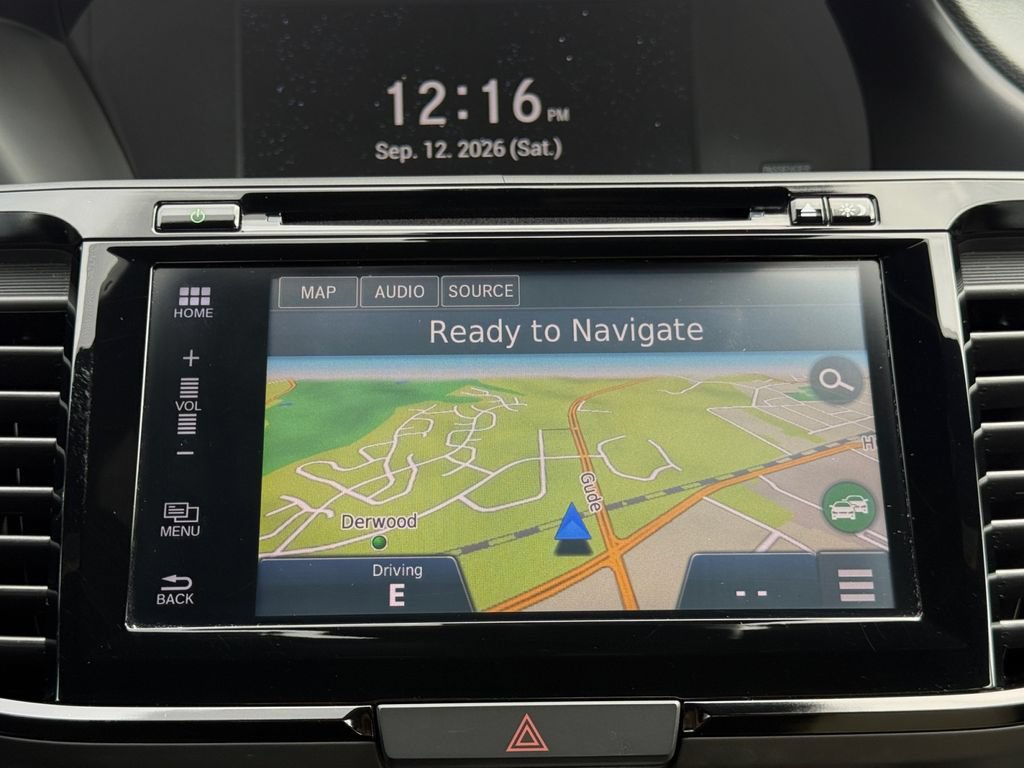 Used 2016 Honda Accord Touring image 16