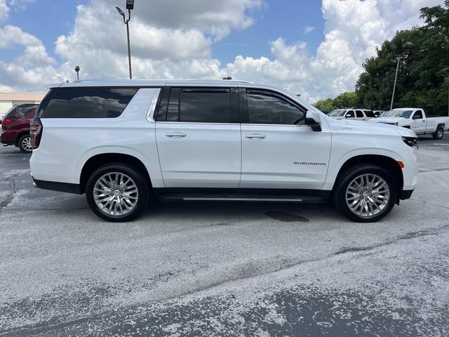 Used 2023 Chevrolet Suburban High Country w/ Advanced Technology Package AWD/4WD image 2