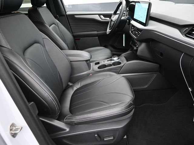 New 2025 Ford Escape SE w/ PHEV Premium Package FWD image 12
