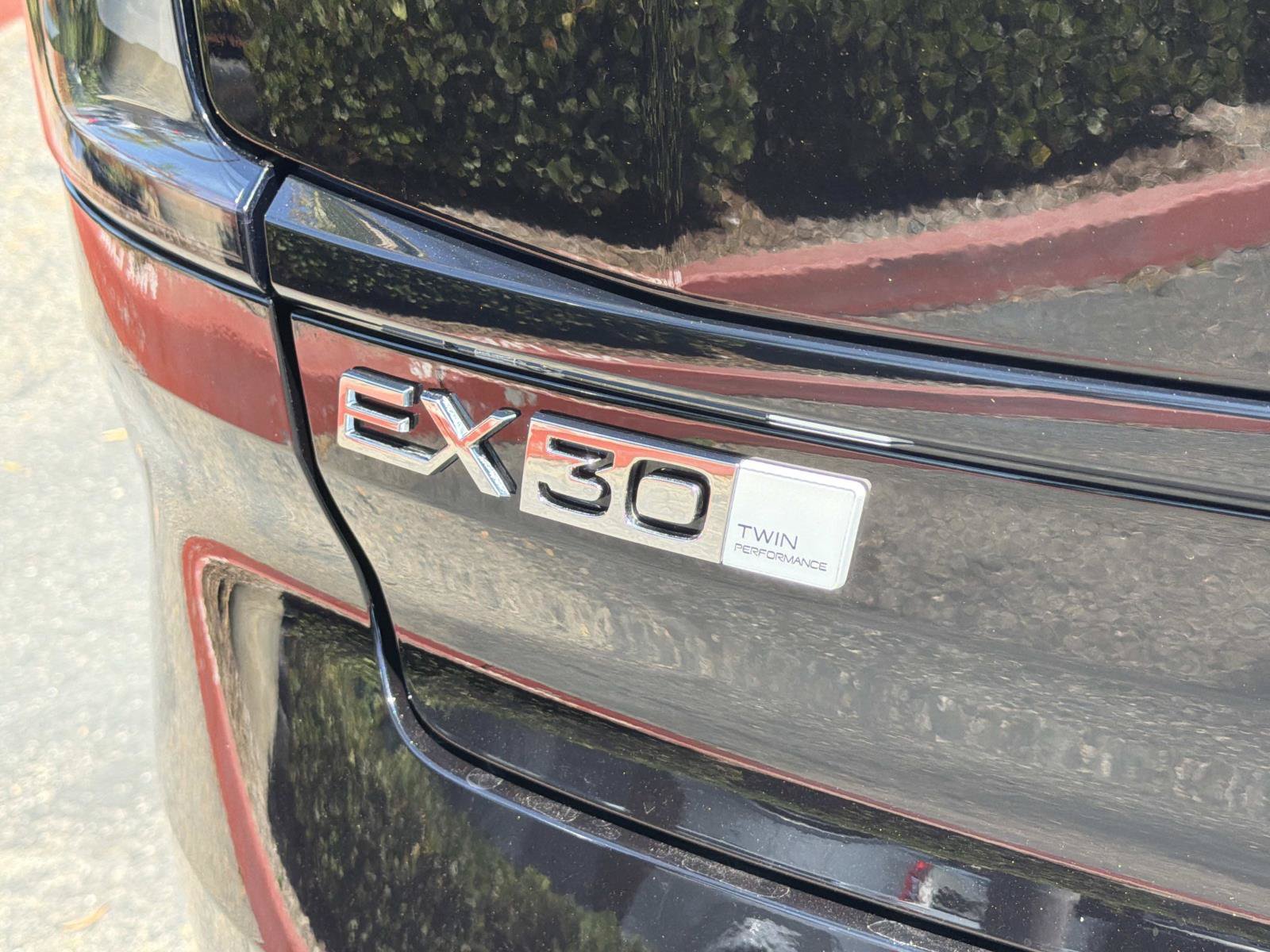 Used 2026 Volvo EX30 Plus w/ Climate Package AWD/4WD image 27