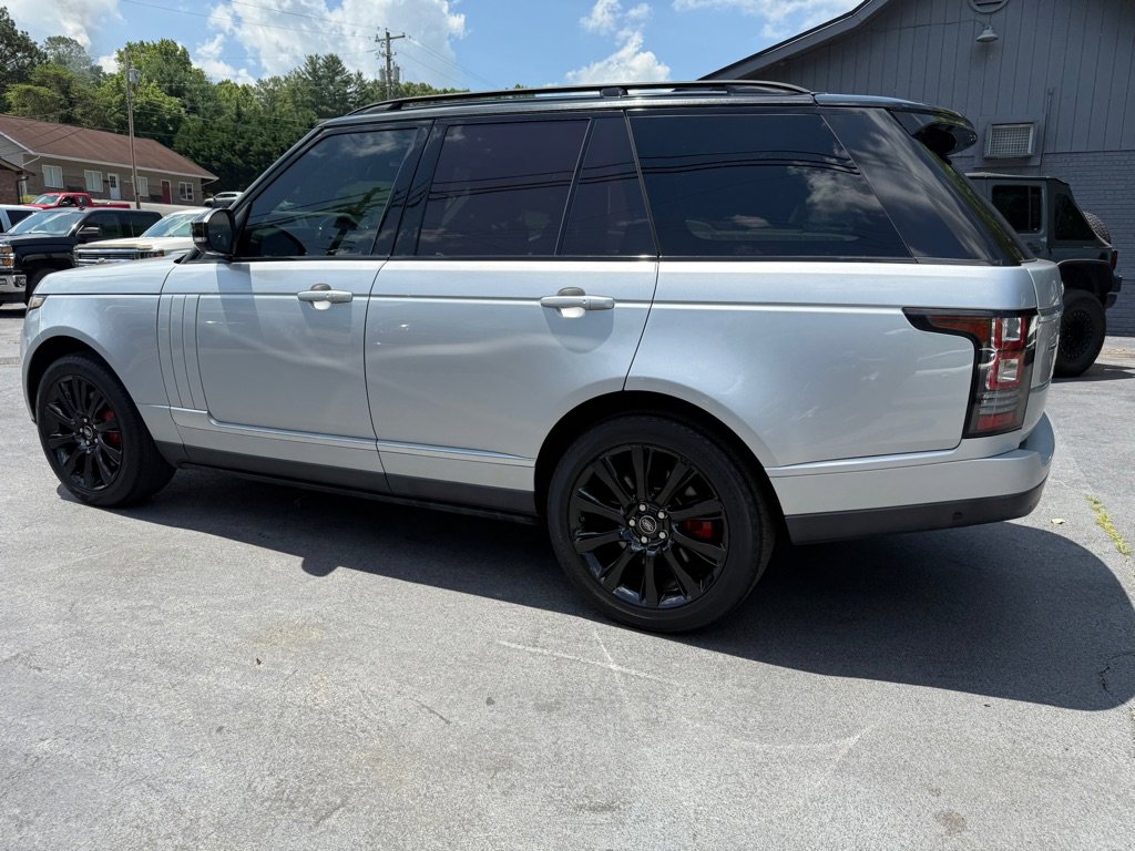 Used 2015 Land Rover Range Rover Supercharged image 10