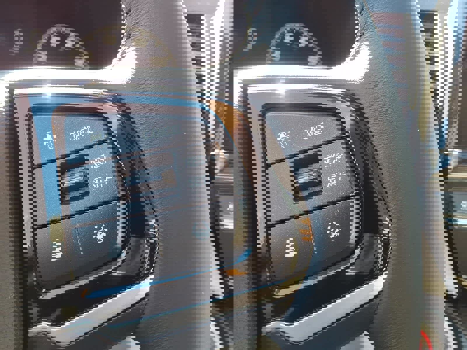 Used 2025 Honda Odyssey EX-L image 12