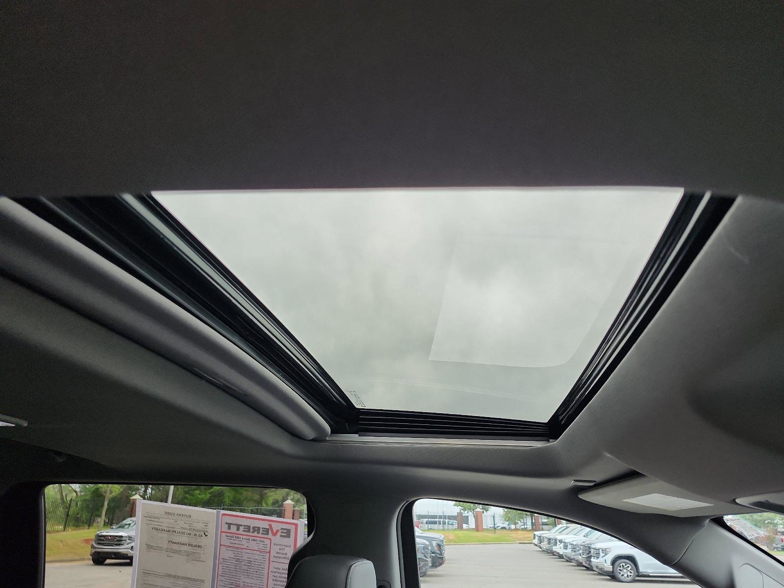 Used 2021 GMC Sierra 1500 Denali w/ Denali Ultimate Package image 9