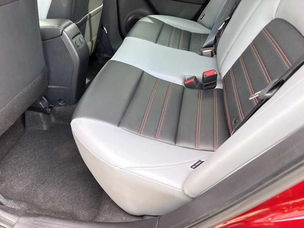 Used 2024 Nissan Kicks SR w/ SR Premium Package FWD image 15
