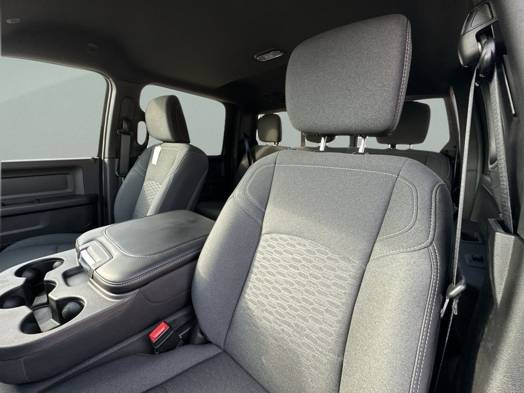 New 2027 RAM 3500 Tradesman AWD/4WD image 26