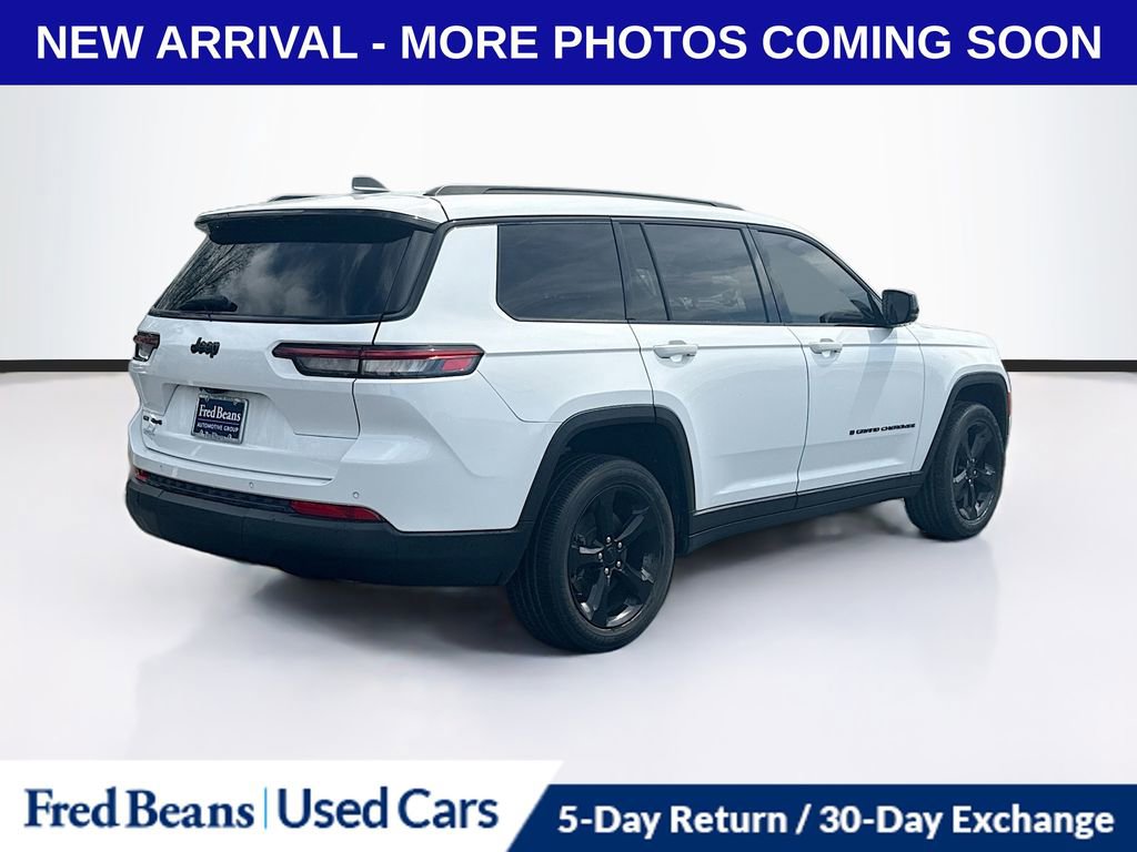 Used 2022 Jeep Grand Cherokee L Laredo image 8
