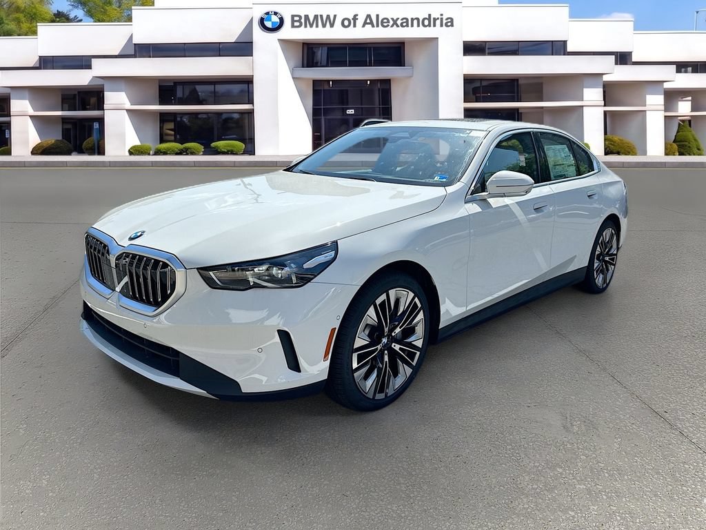 Used 2026 BMW 530i xDrive w/ Premium Package