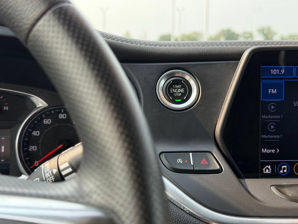 Used 2021 Chevrolet Blazer LT FWD image 19