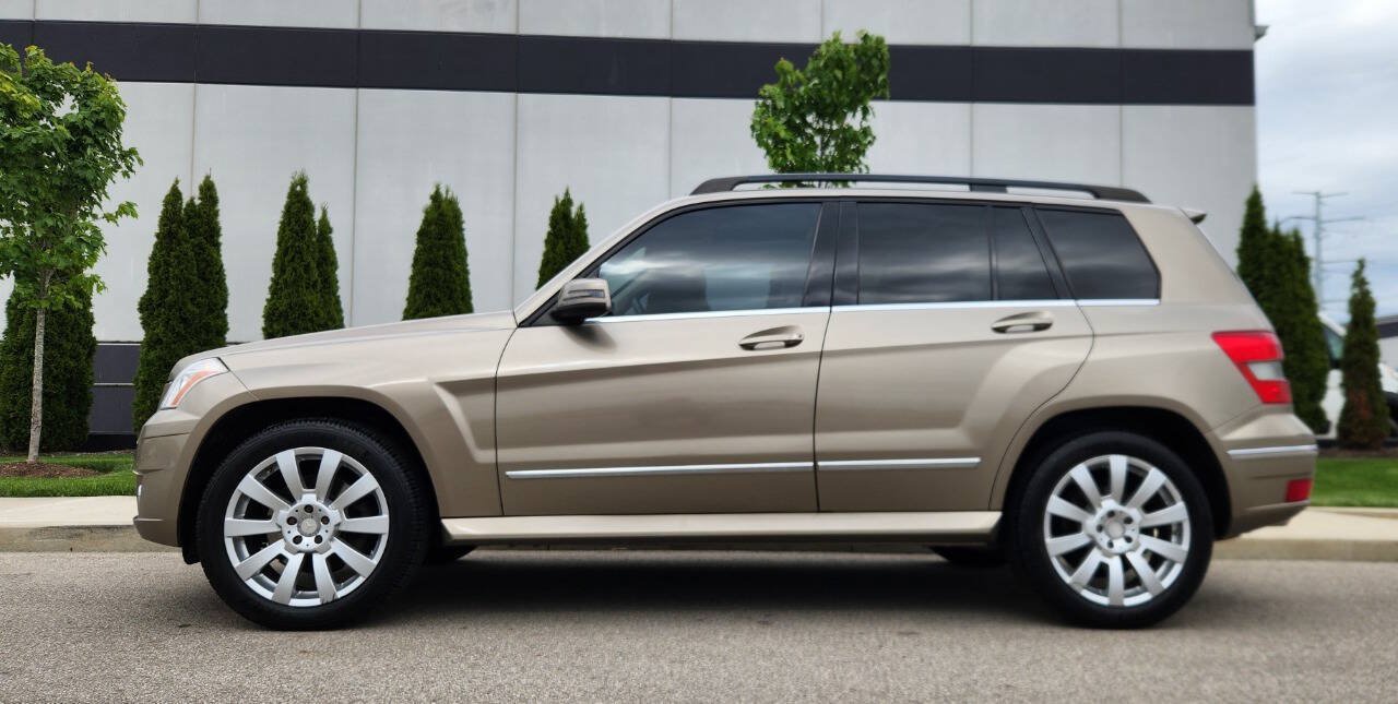 Used 2010 Mercedes-Benz GLK 350 4MATIC image 2