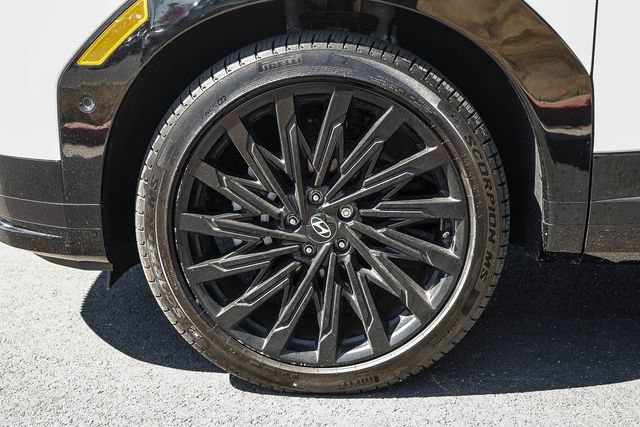 Certified 2025 Hyundai Santa Fe Calligraphy FWD image 11