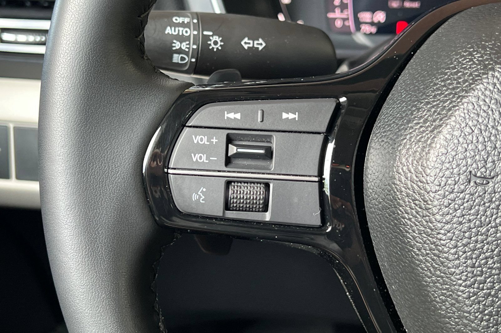 Used 2026 Honda Passport RTL image 32