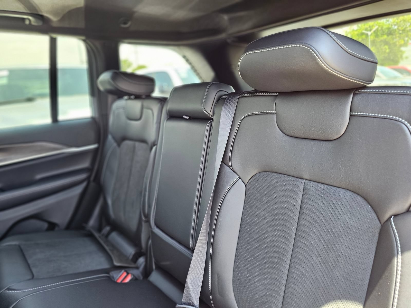 New 2026 Jeep Grand Cherokee Altitude RWD image 22