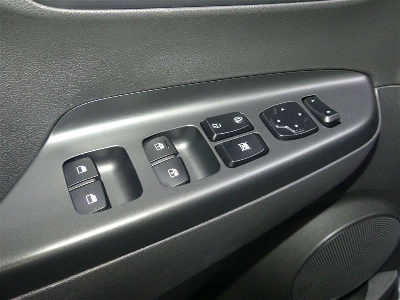 Used 2023 Hyundai Kona SEL FWD image 20