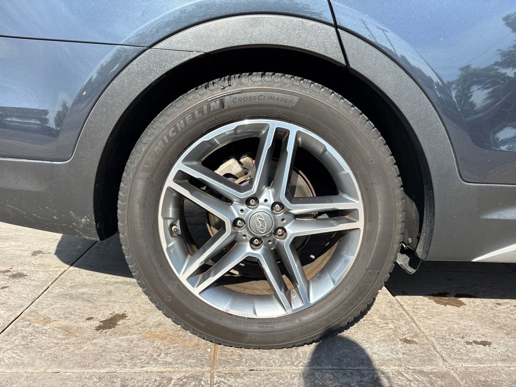 Used 2019 Hyundai Santa Fe XL FWD image 12