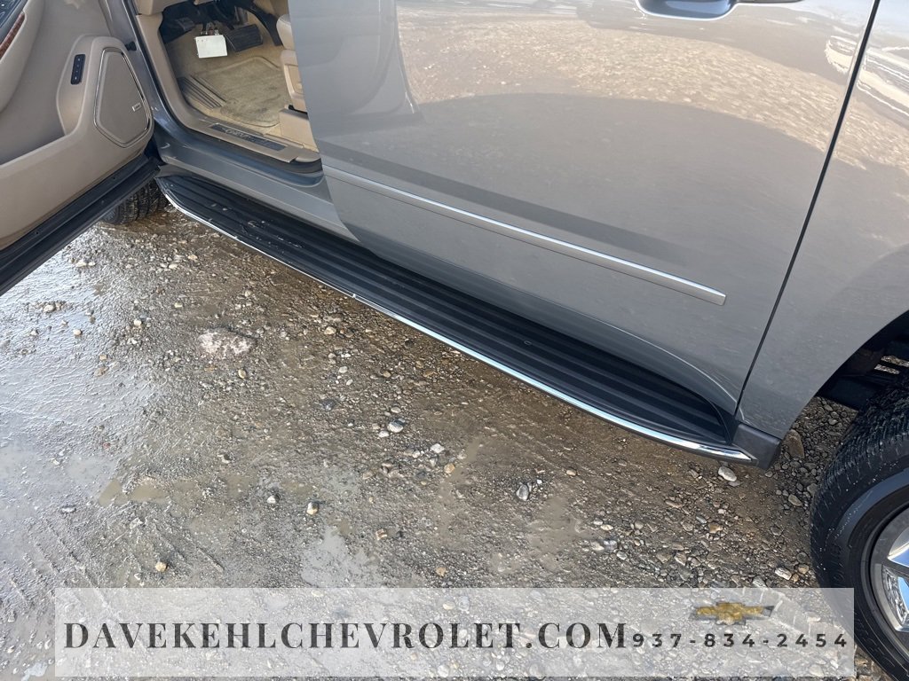 Used 2017 Chevrolet Suburban Premier image 46